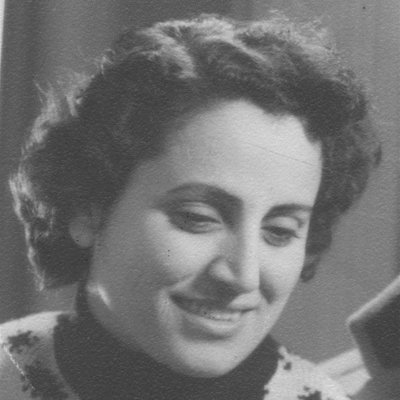 سميرة عزام